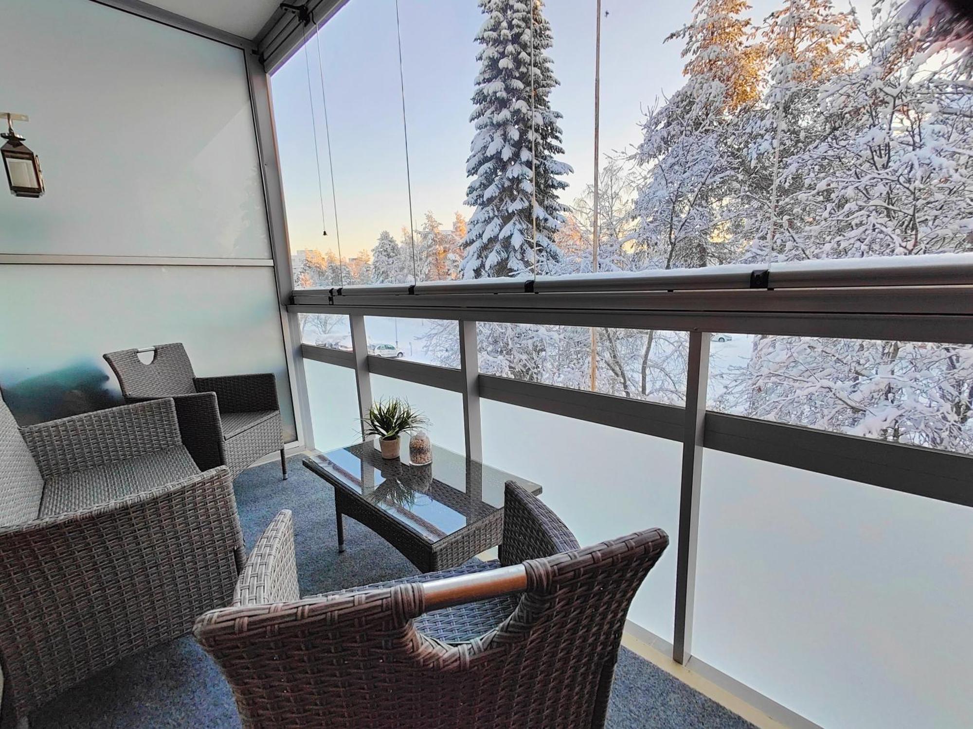 Spacious Apartment With Balcony And Free Wifi Rovaniemi Kültér fotó